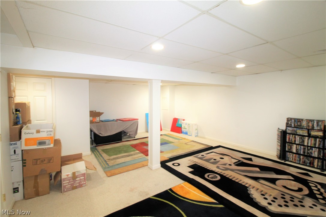 Williamsburg Court Condos - Residential