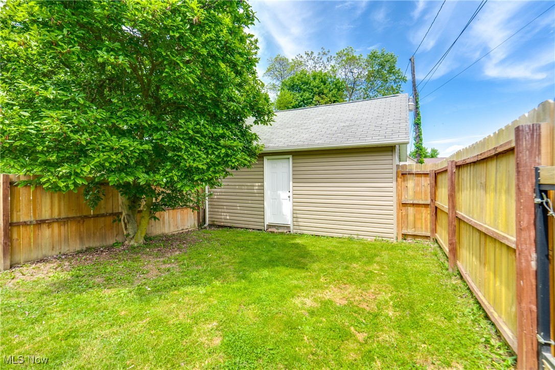 146 E Bergey Street, Wadsworth, Ohio image 32