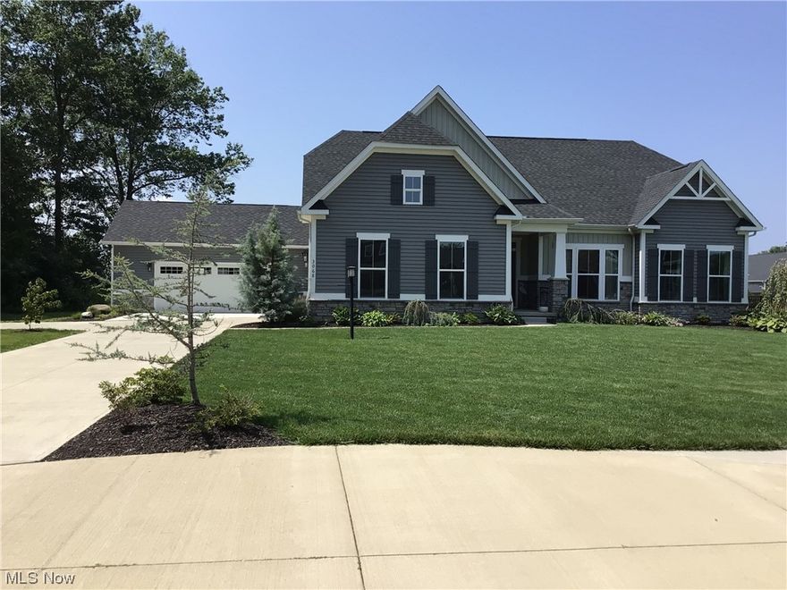 This is a must see home situated at the end of Bluebird Ct. it is last lot on the street featuring woods on one side of the lot, and a lake view in the beautifully landscaped back yard.
Tall widows throughout the home allow for great views of the lake and plenty of light.
Enjoy the open concept architecture with 9’ and 10’ ceilings that give this home a great feel.