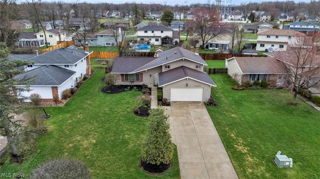 Photo of 29400 Vita Lane, North Olmsted, OH 44070 (MLS # 5195639)