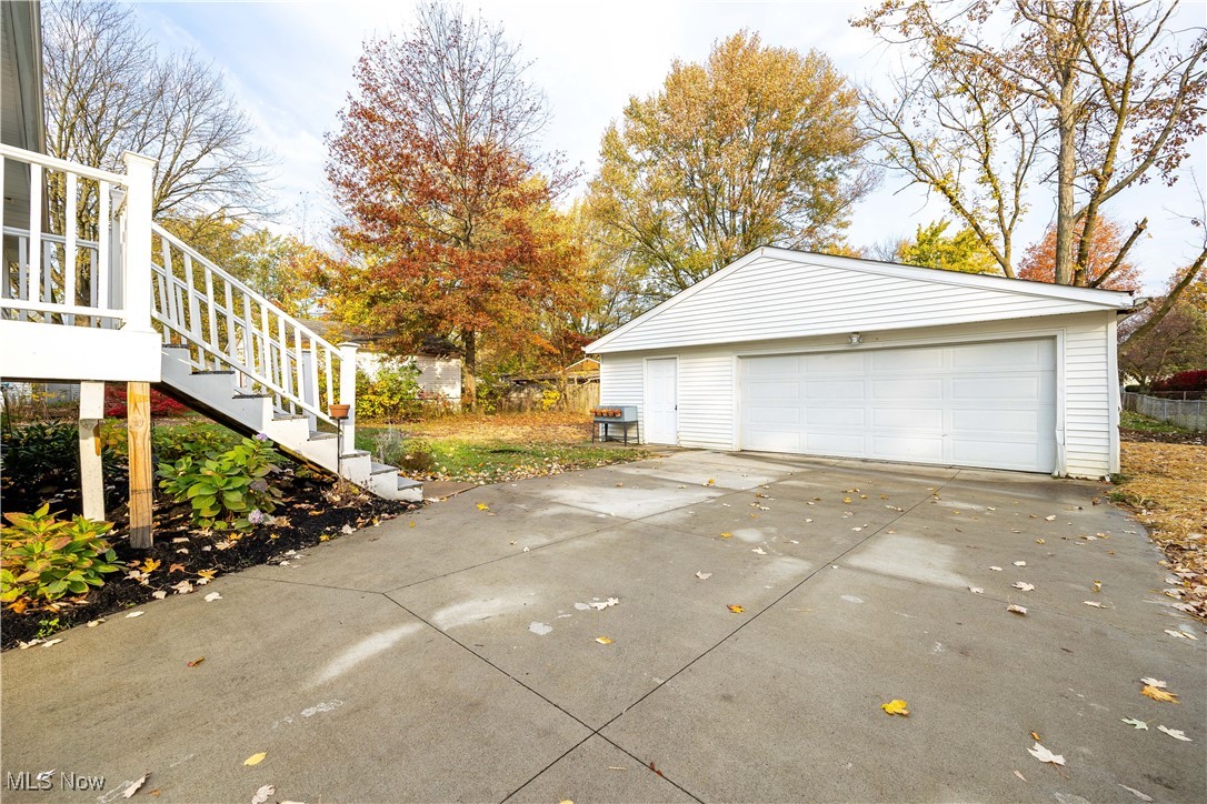 4874 Ronald Drive, North Ridgeville, Ohio image 4