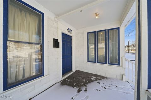 Tiny photo for 604 E Buchtel Avenue, Akron, OH 44304 (MLS # 5184930)