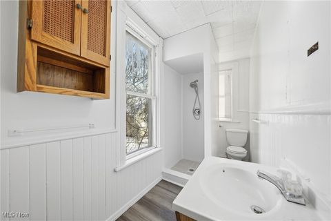 Tiny photo for 604 E Buchtel Avenue, Akron, OH 44304 (MLS # 5184930)