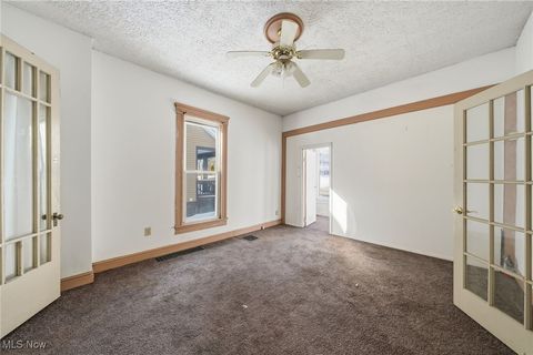 Tiny photo for 604 E Buchtel Avenue, Akron, OH 44304 (MLS # 5184930)