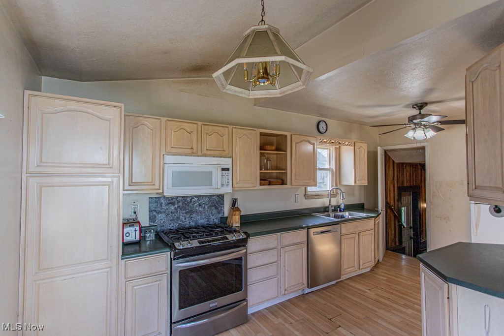 1132 Mckinley Street, Warren, Ohio image 5