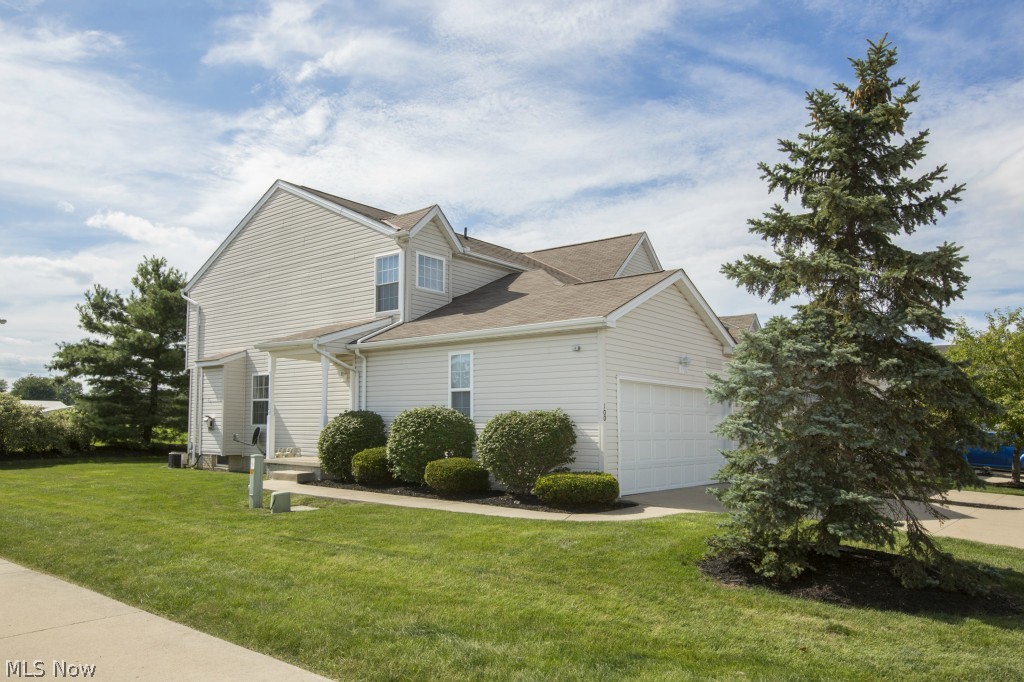 Hidden Park Condo - Residential