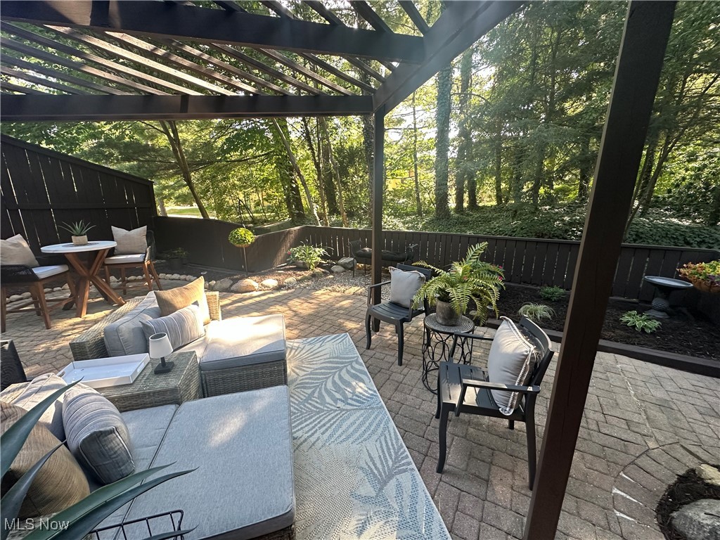 565 Hampton Ridge Drive, Akron, Ohio image 23
