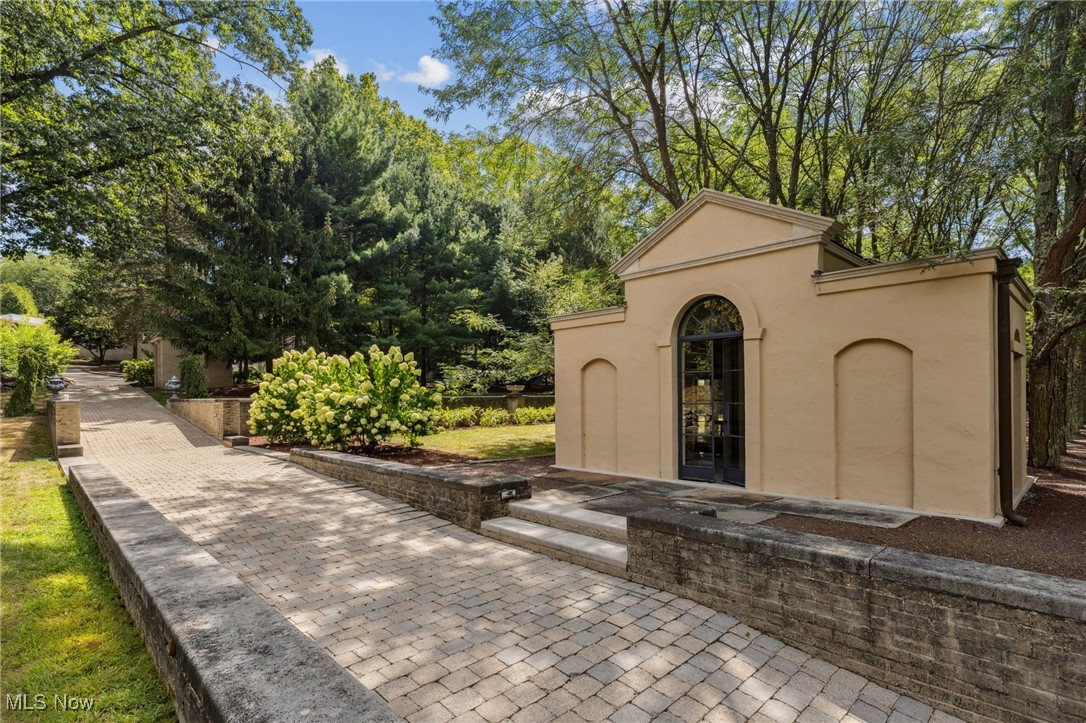 Hunters Hollow - Residential