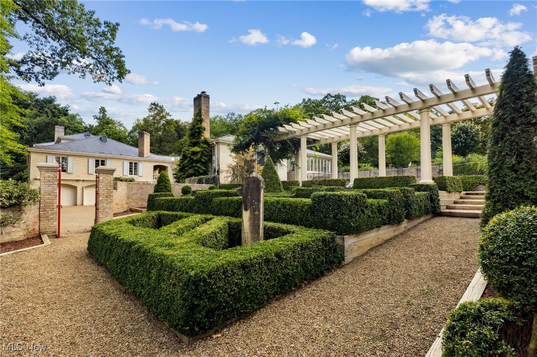 Hunters Hollow - Residential