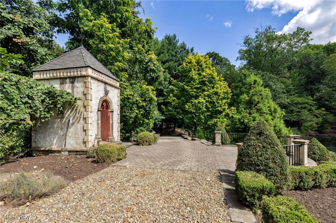 Hunters Hollow - Residential