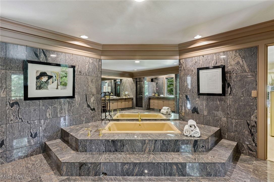 Hunters Hollow - Residential