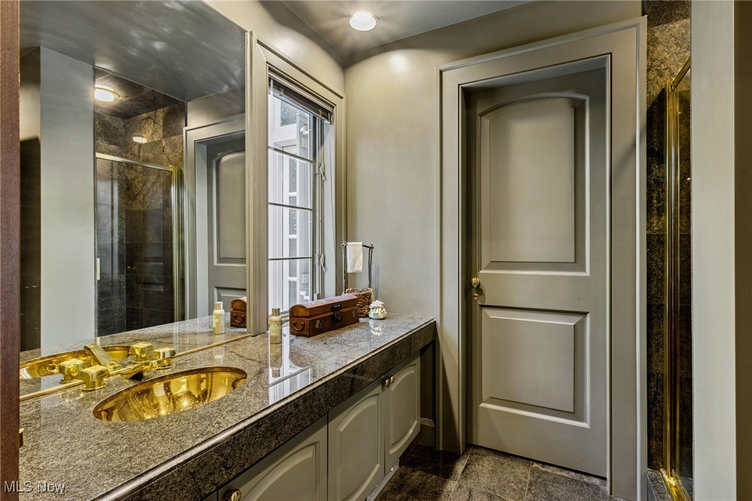 Hunters Hollow - Residential