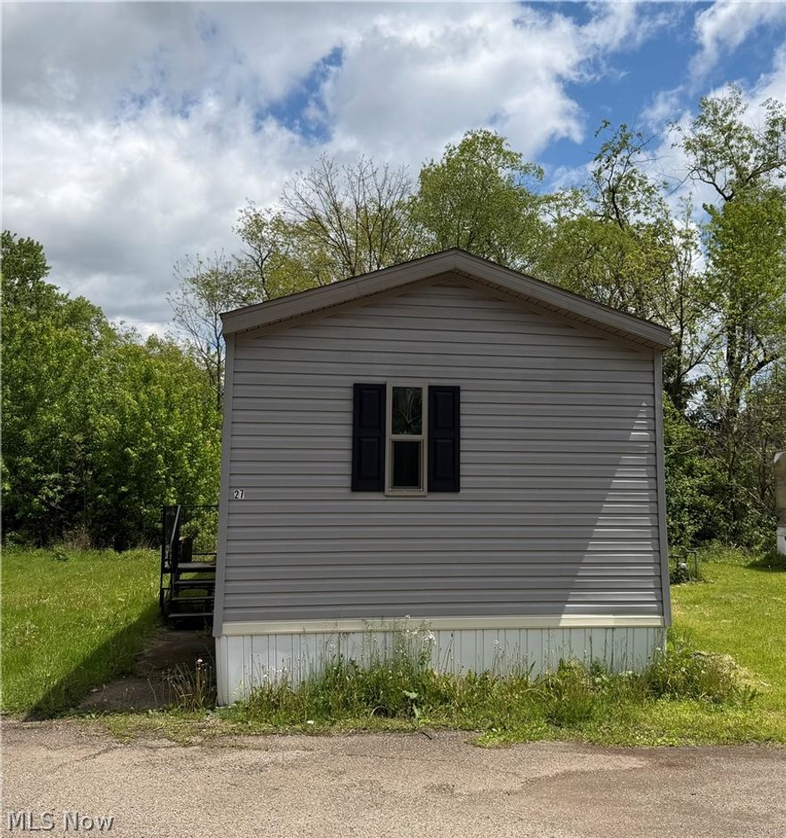 Welcome to 2606 Lincoln Way! This newer 3-bedroom, 2-bath mobile home offers a smart, open layout with modern finishes throughout. Built in 2021, the home features a bright living area, a fully equipped kitchen, and a spacious primary bedroom with double closets. The full bath includes an oversized soaking tub and stackable washer and dryer for added convenience. A storage shed provides extra space, and the home can be relocated if desired. Sold fully furnished, this move-in-ready property offers comfort, flexibility, and affordability all in one. Schedule your showing today!