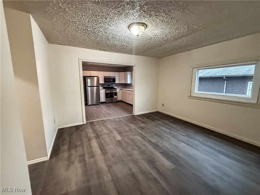 Cale Adn - Residential