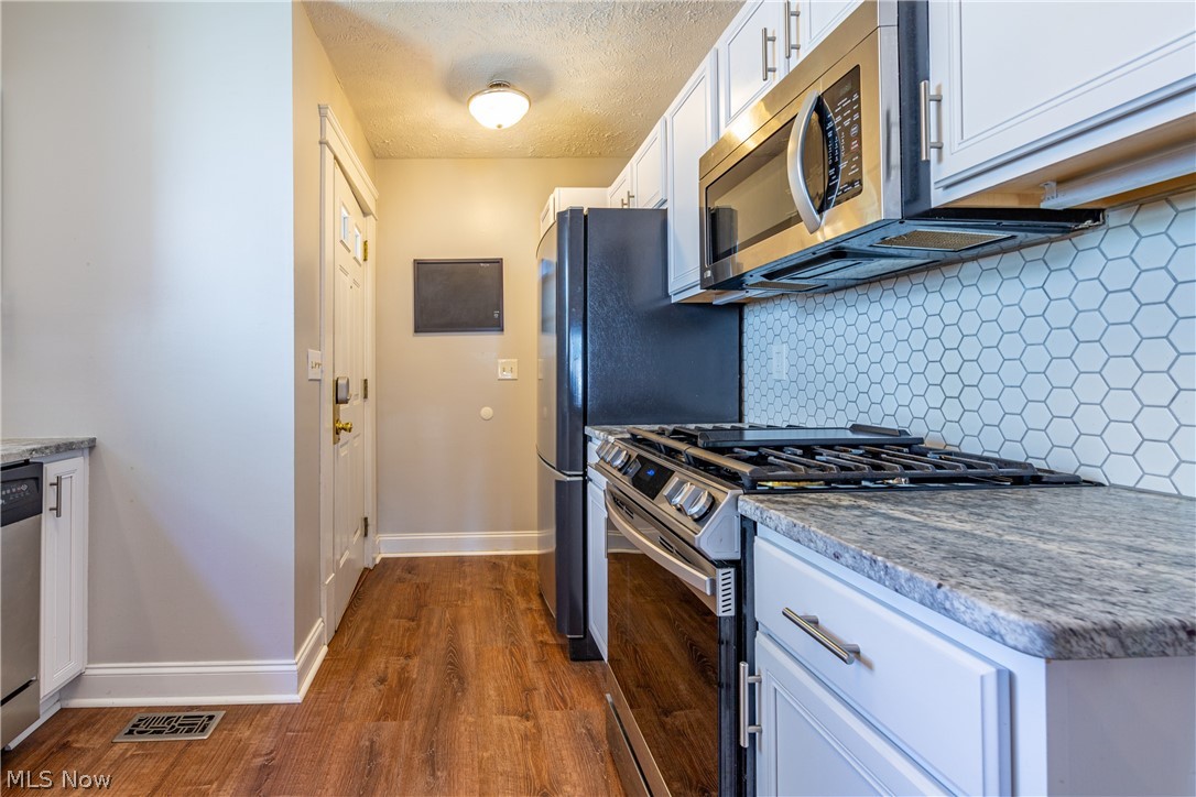 Edgewater Land Co - Residential