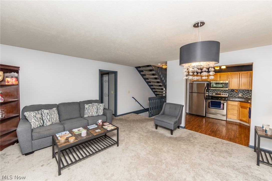 Hickory Rdg 03 - Residential