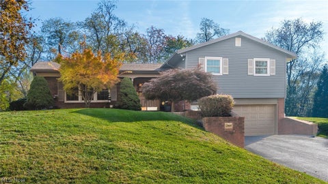 Photo of 2800 W Ray Drive, Zanesville, OH 43701 (MLS # 5256030)