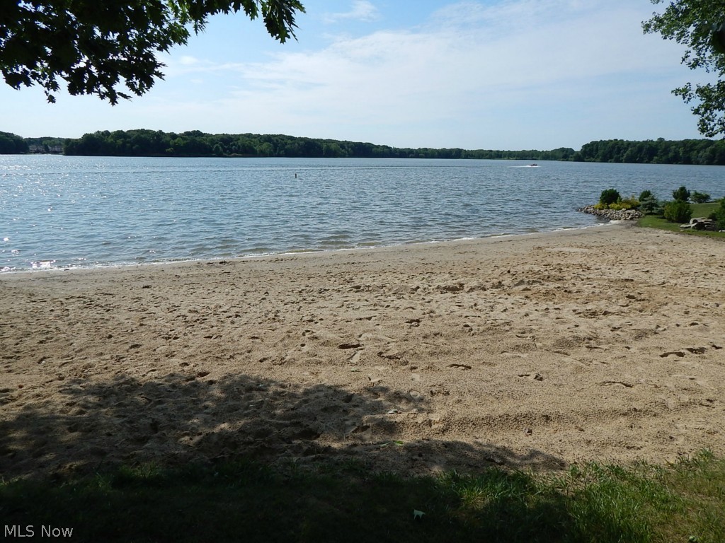 Spinnaker Run Condo - Residential