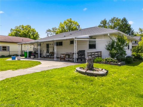 Tiny photo for 1002 15th Street SW, Massillon, OH 44647 (MLS # 5210645)