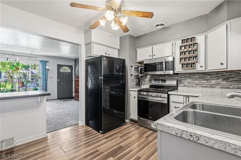 Tiny photo for 1002 15th Street SW, Massillon, OH 44647 (MLS # 5210645)