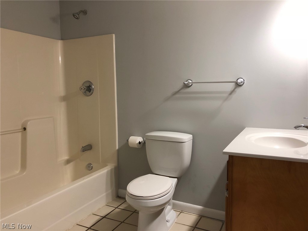 Roaming Rock Shores - Residential