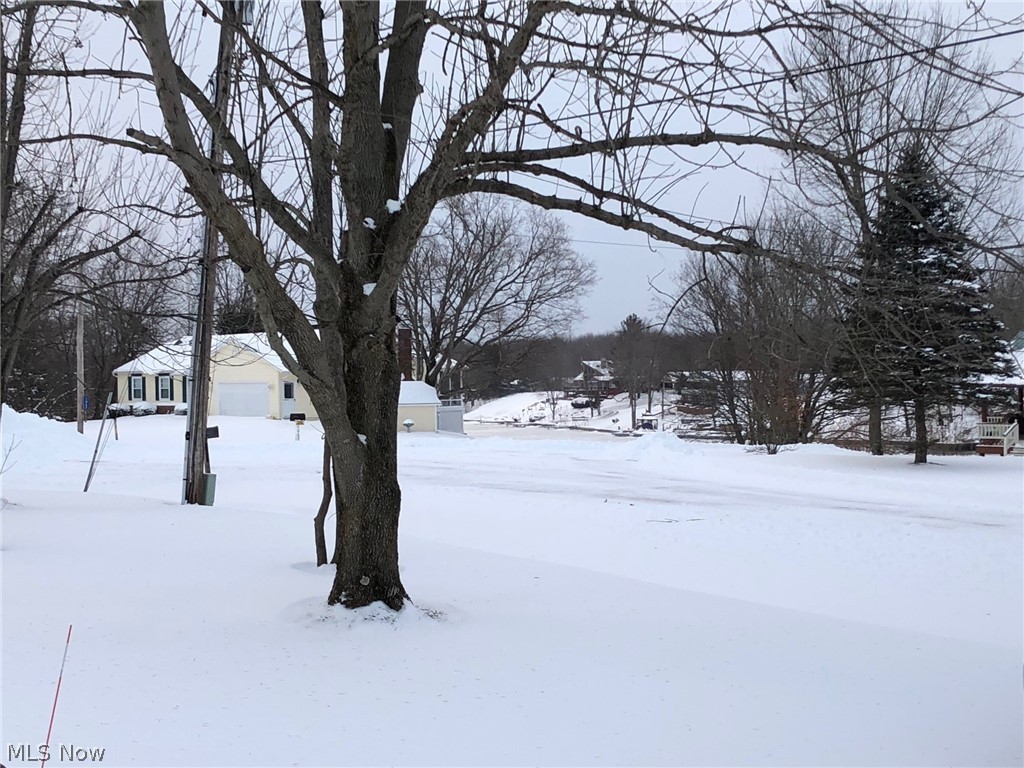 Roaming Rock Shores - Residential