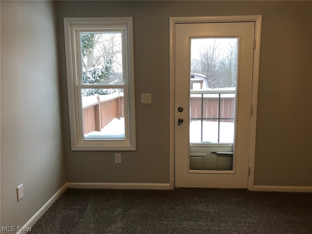 Roaming Rock Shores - Residential