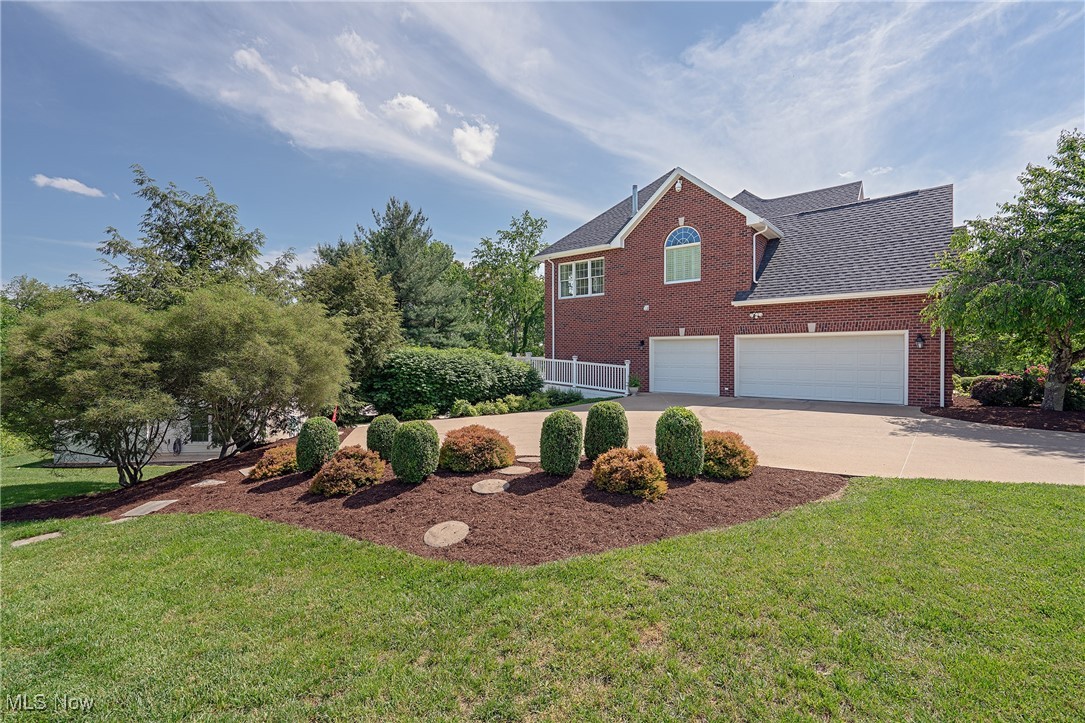 107 Country Meadow Drive, Marietta, Ohio image 3
