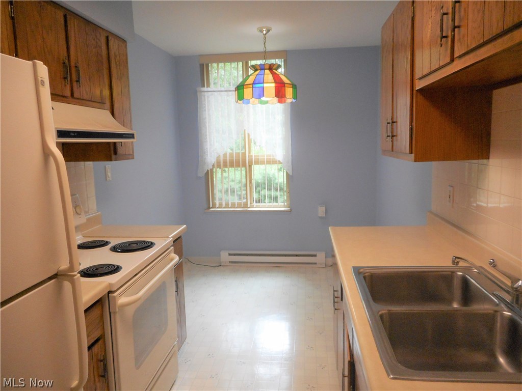 Silver Lake Towers - Residential