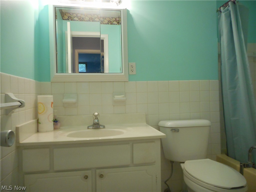 Silver Lake Towers - Residential