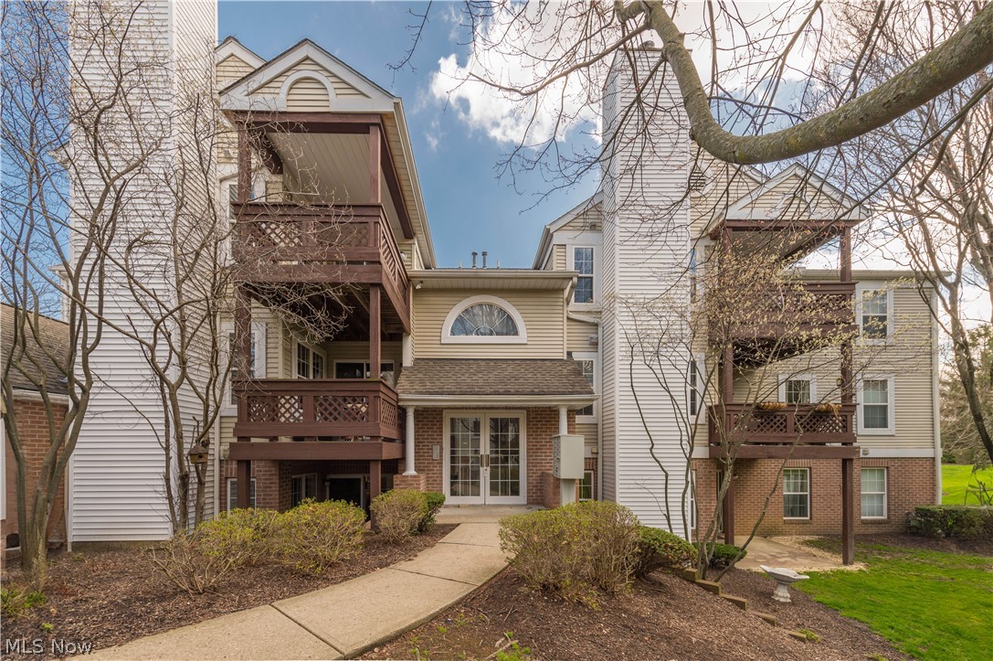 Arbors Condos/King James North - Residential