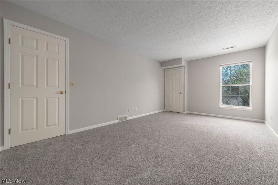 Arbors Condos/King James North - Residential