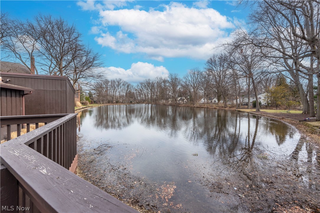 Arbors Condos/King James North - Residential