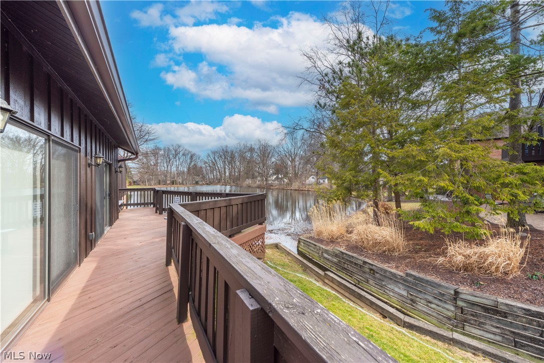 Arbors Condos/King James North - Residential