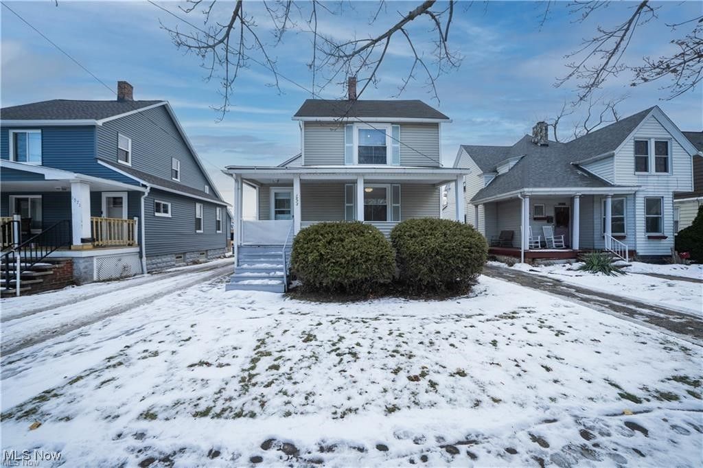 Photo of 1573 Coutant Avenue, Lakewood, OH 44107 (MLS # 5185206)