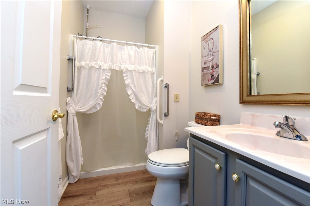 Athenian Village Condo Ph 10 - Residential