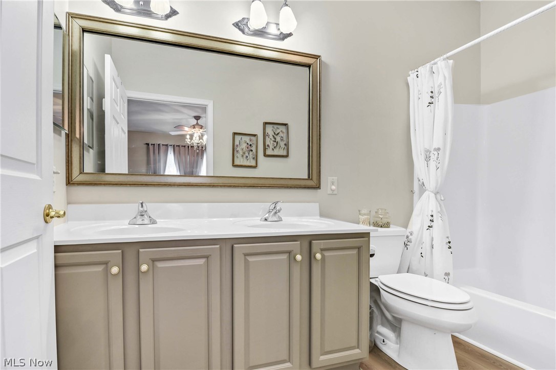 Athenian Village Condo Ph 10 - Residential