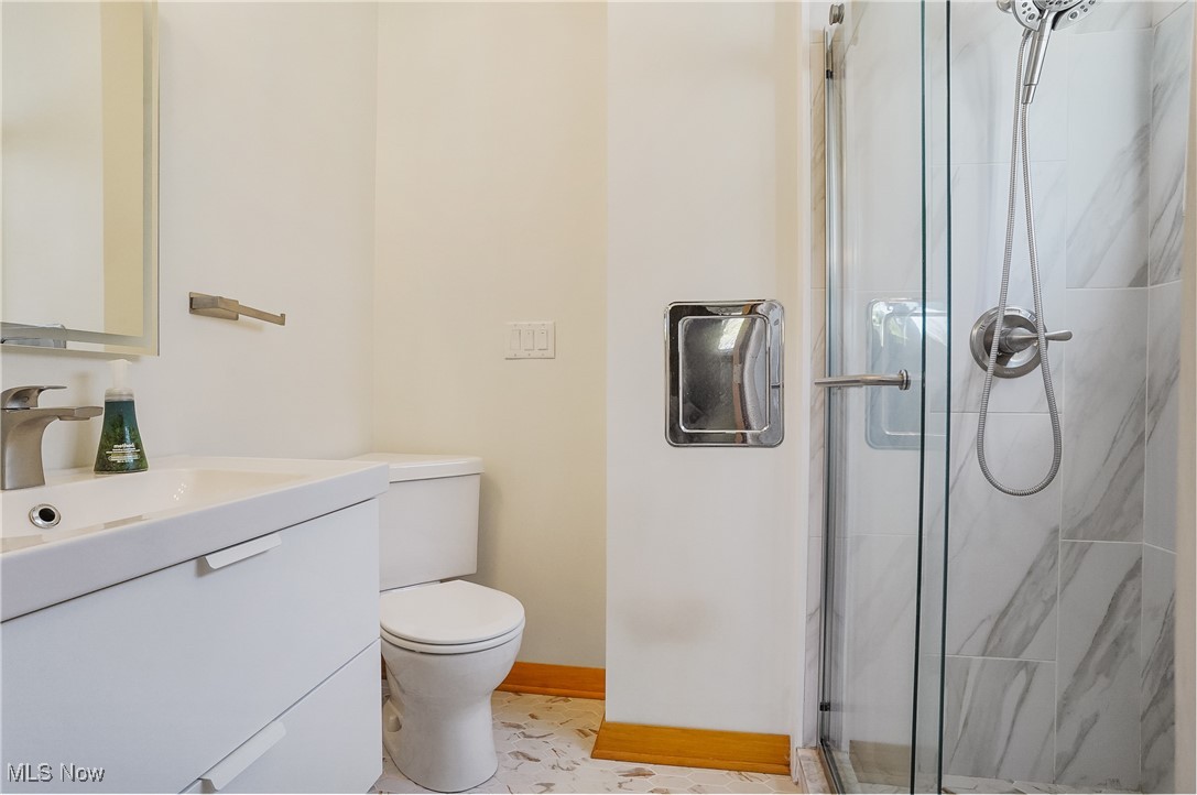 Kenilworth Manor - Residential