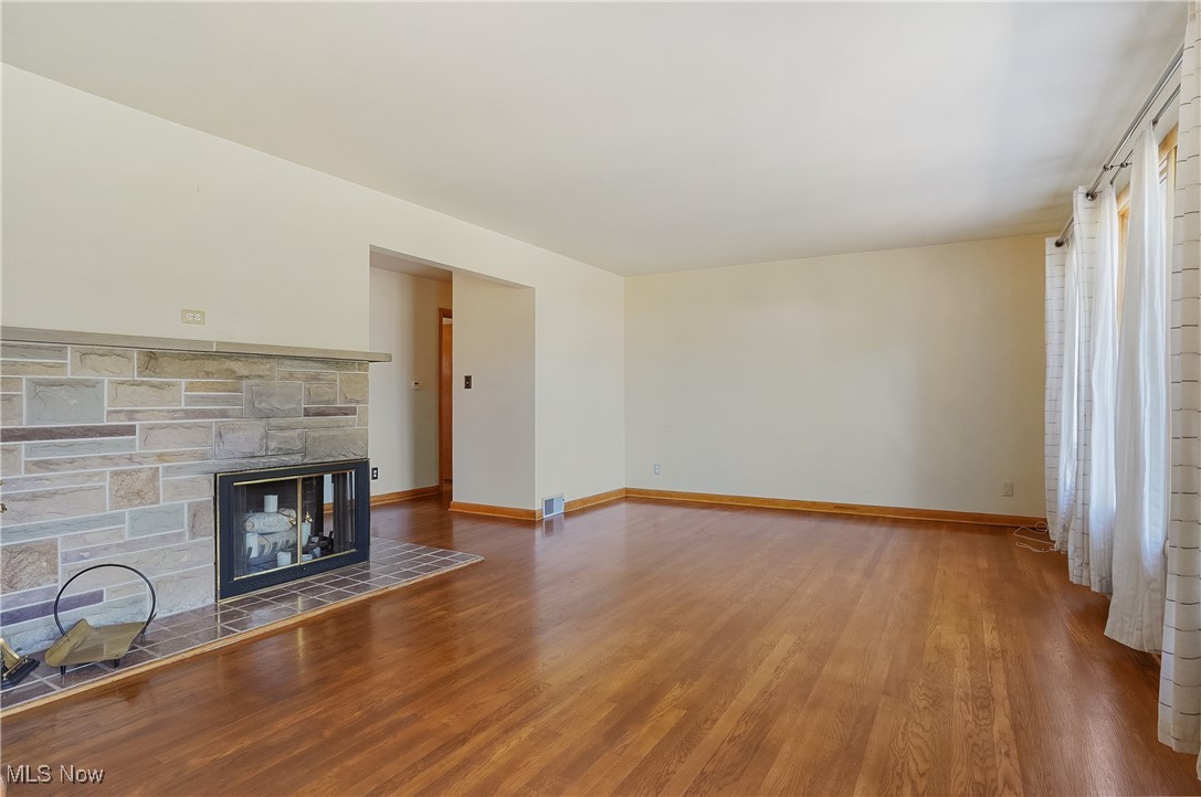 Kenilworth Manor - Residential