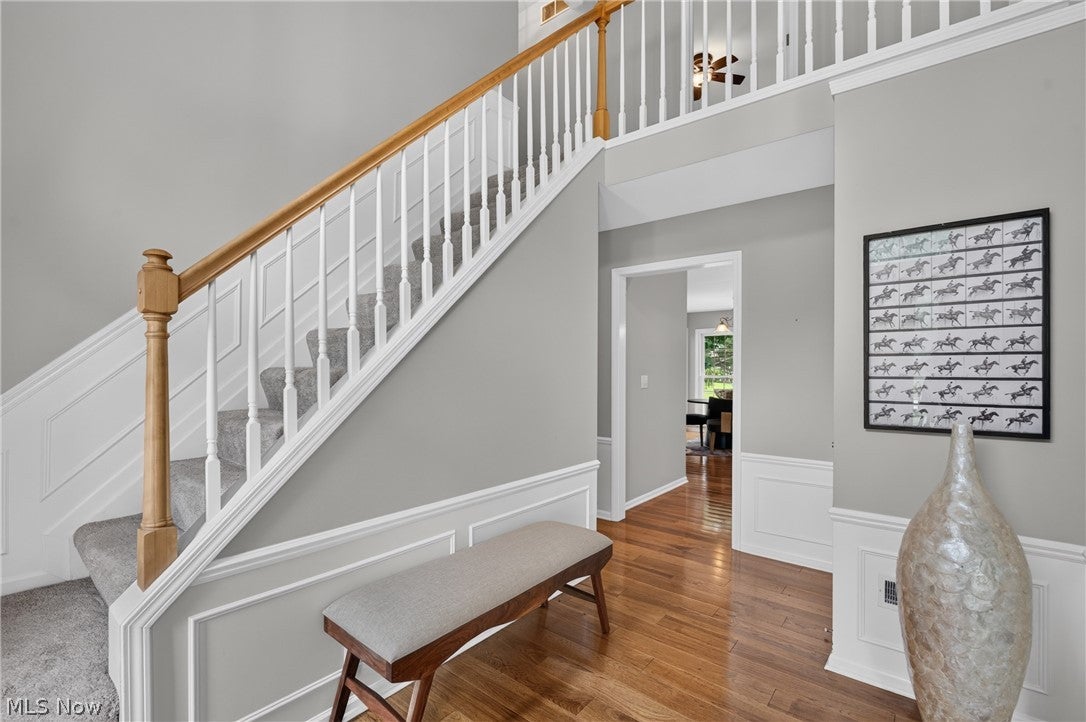2883 Hawkins Lane