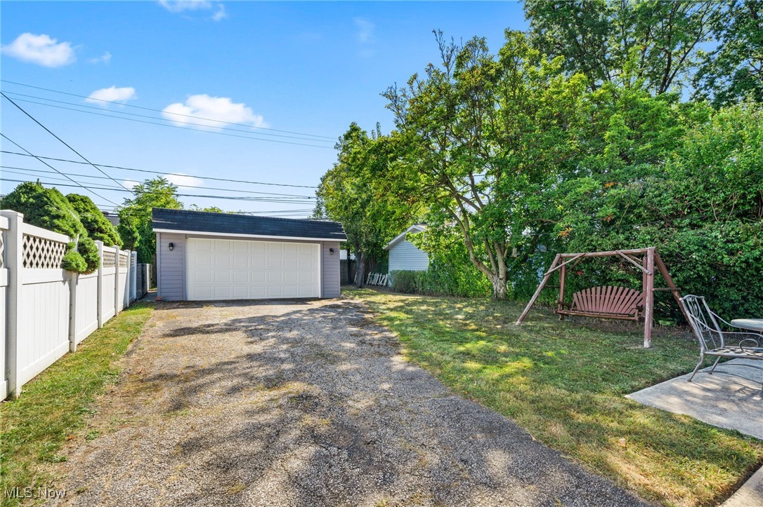 Ridgewood Garden Anx 02 - Residential