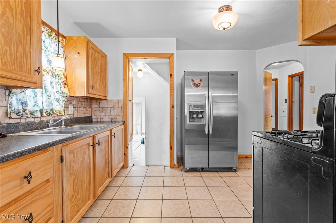 Ridgewood Garden Anx 02 - Residential