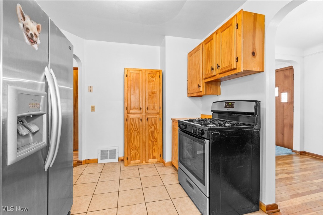 Ridgewood Garden Anx 02 - Residential