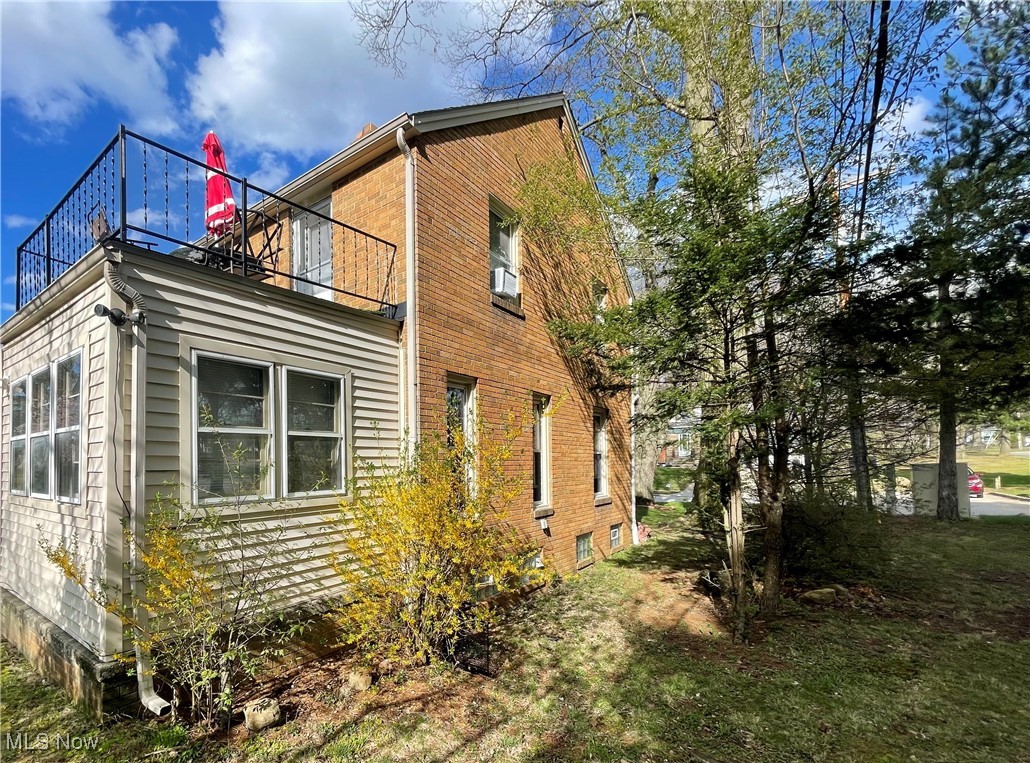 1606 Laclede Road