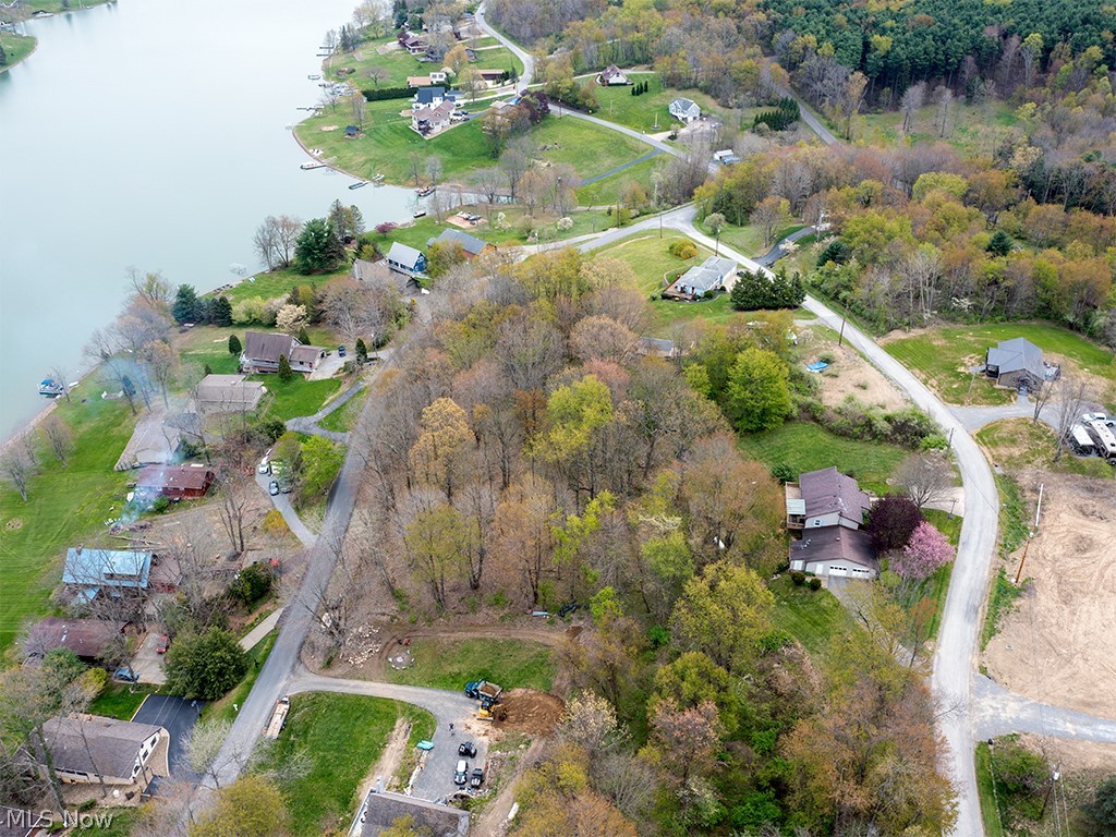 Lake Tomahawk 04 - Land