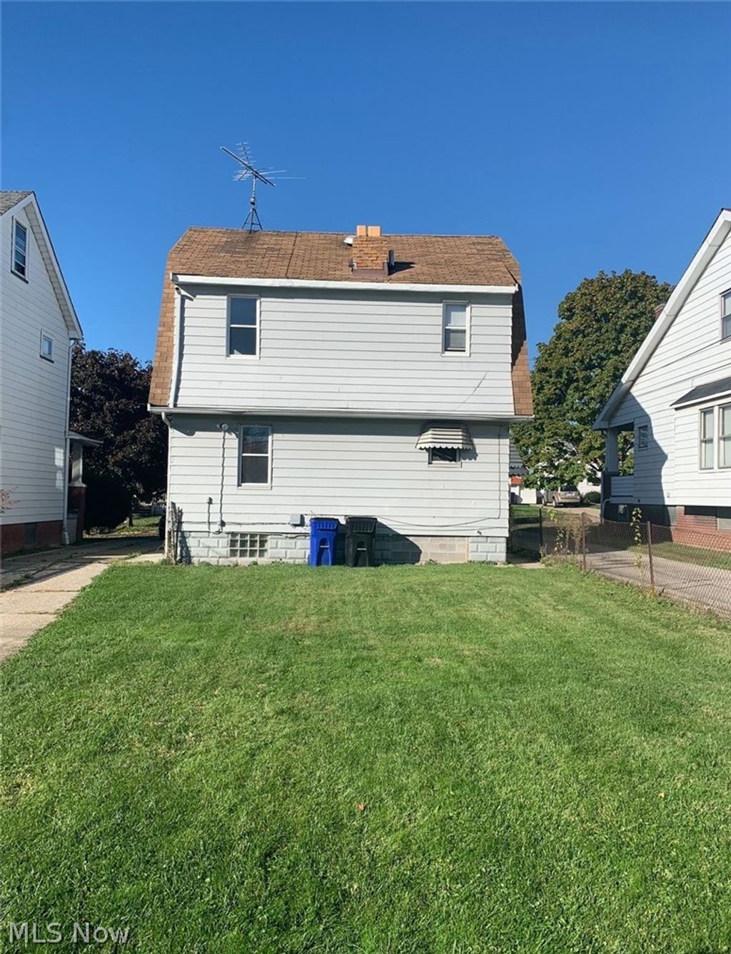 Photo of 8322 Bancroft Avenue, Cleveland, OH 44105 (MLS # 5189944)