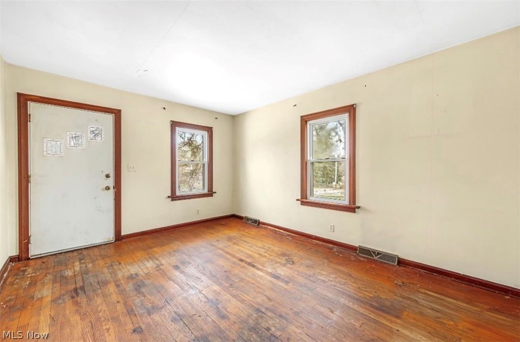 Photo of 1190 Swartz Road, Akron, OH 44306 (MLS # 5179512)