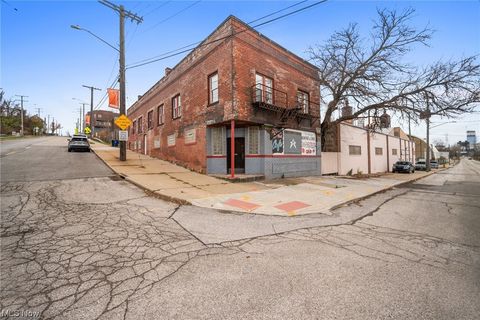 Mixed Use in Cleveland OH 2394 3rd St.jpg