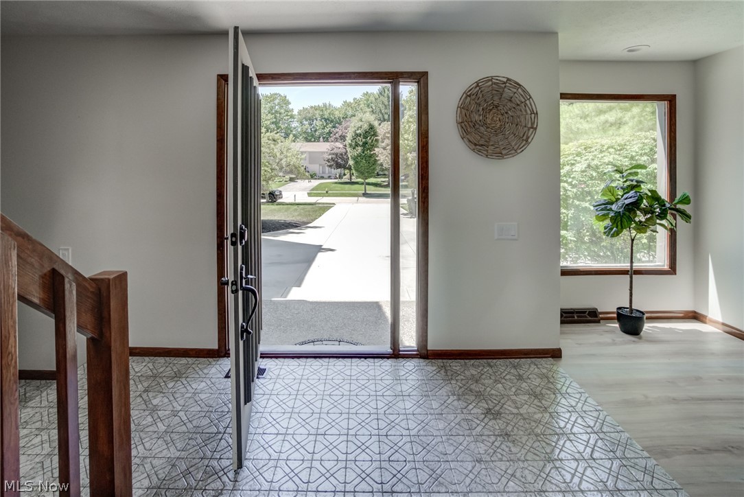 5009 Lansdowne Drive