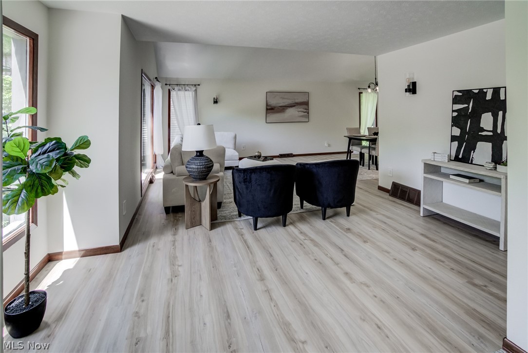 5009 Lansdowne Drive